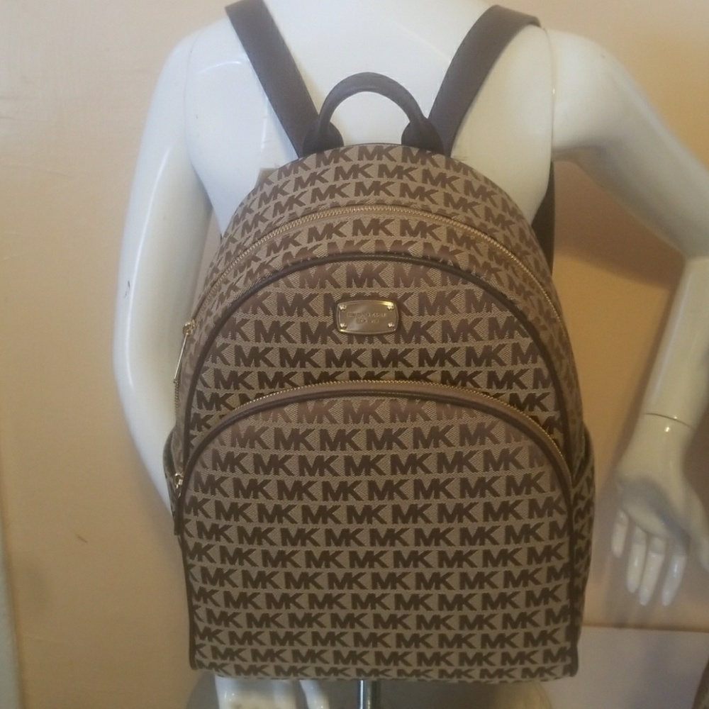Michael Kors LG Backpack